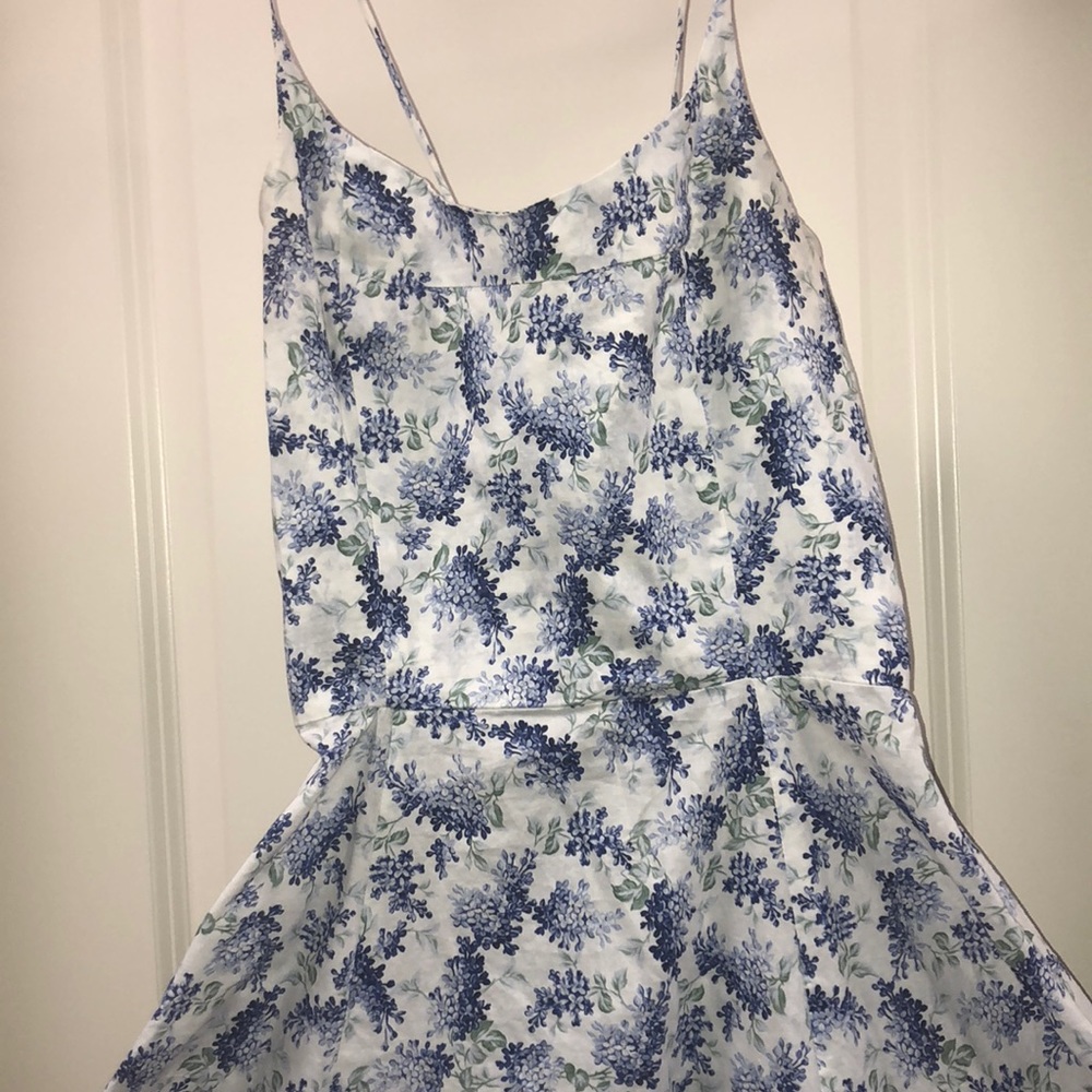 Floral Dress - Picture 2 of 5